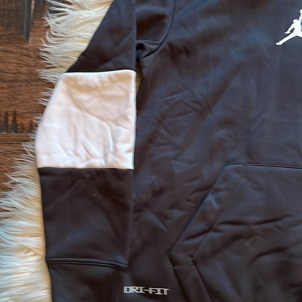 Air Jordan Black Sweatshirt - Picture 5 of 7